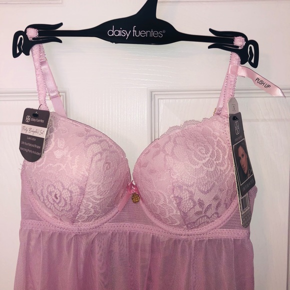 Daisy Fuentes intimates set - Picture 2 of 4